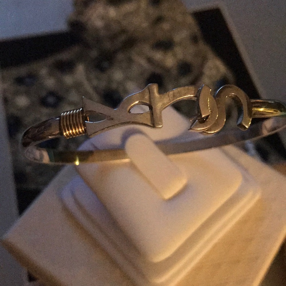 Beautiful sterling silver bracelet 14k and 925